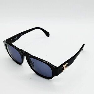 Chanel Sunglasses Women's Black 300-073125